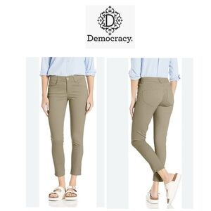 💥Democracy AB Technology Olive Ankle Skimmer Pants 8